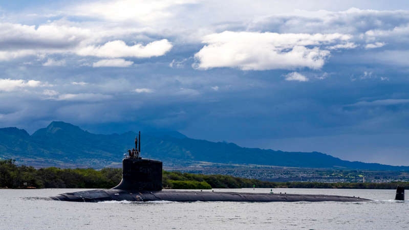 Tàu ngầm tấn công lớp Virginia của Mỹ ở Hawaii vào tháng 9/2021. Ảnh: AP