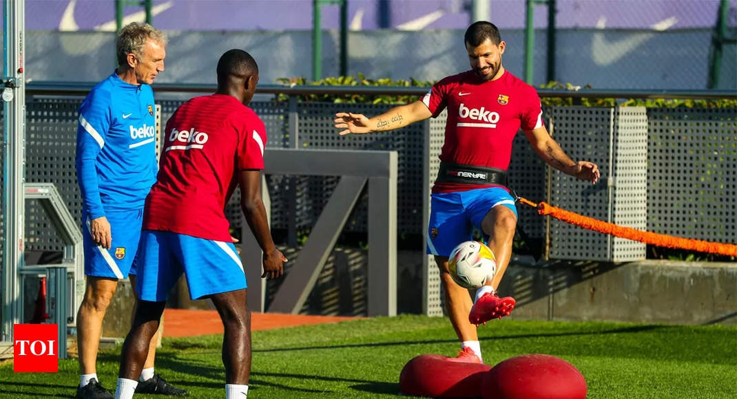 aguero tro lai tap luyen, sap da tran ra mat barca hinh anh 1