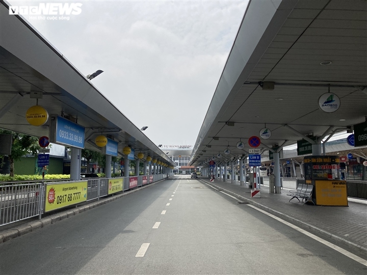 largest airport in vietnam falls quiet as services remain in limbo picture 2 largest airport in vietnam falls quiet as services remain in limbo picture 2