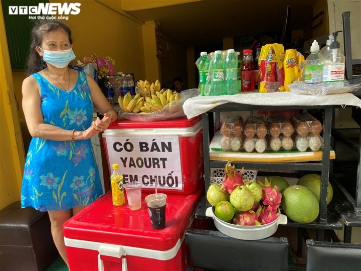 hotels, bars sell essential items to stay in business during pandemic period picture 7 hotels, bars sell essential items to stay in business during pandemic period picture 7
