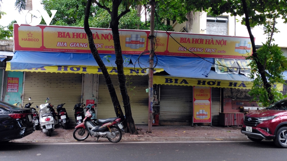 signs of life return to hanoi as post-pandemic catering services in operation picture 11