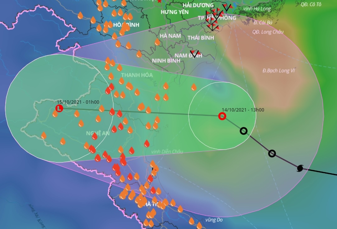 kompasu dissipates, heavy rain lashes central vietnam picture 1