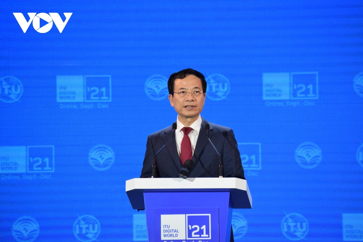 Minister of Information and Communications Nguyen Manh Hung