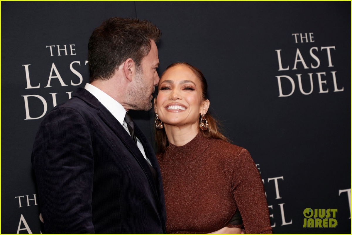 jennifer lopez goi cam ben ban trai ben affleck tai su kien hinh anh 1