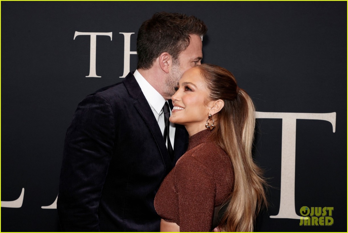 jennifer lopez goi cam ben ban trai ben affleck tai su kien hinh anh 6