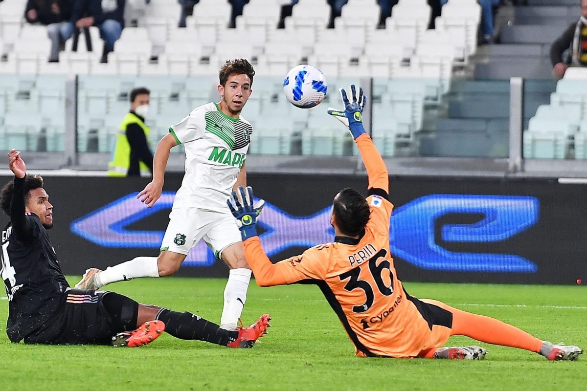 Tuy nhiên, Juventus phải nhận cái kết "đắng lòng" khi Sassuolo phản công và Maxime Lopez ghi bàn thắng quyết định ở phút 90+5.