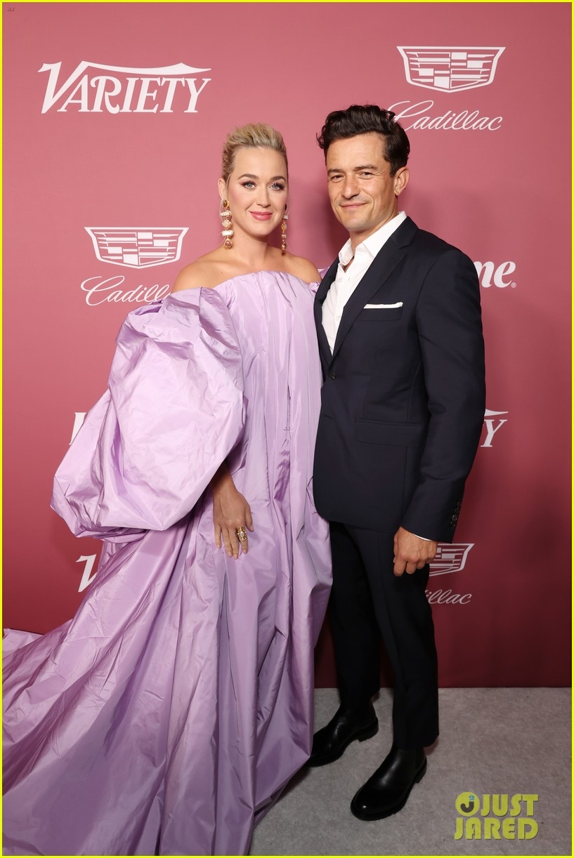 katy perry khoe bo vai goi cam, sanh doi tinh tu ben hon phu orlando bloom hinh anh 6