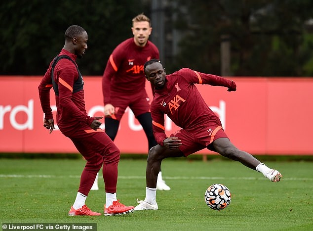 naby keita hoi phuc than toc, san sang tro lai thi dau cho liverpool hinh anh 1