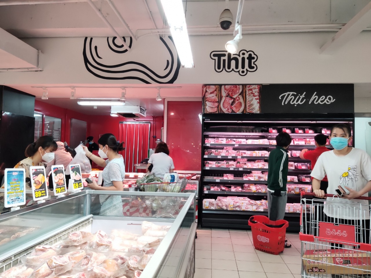 Lượng hàng hóa về TP.HCM tăng trong ngày đầu nới lỏng giãn cách xã hội