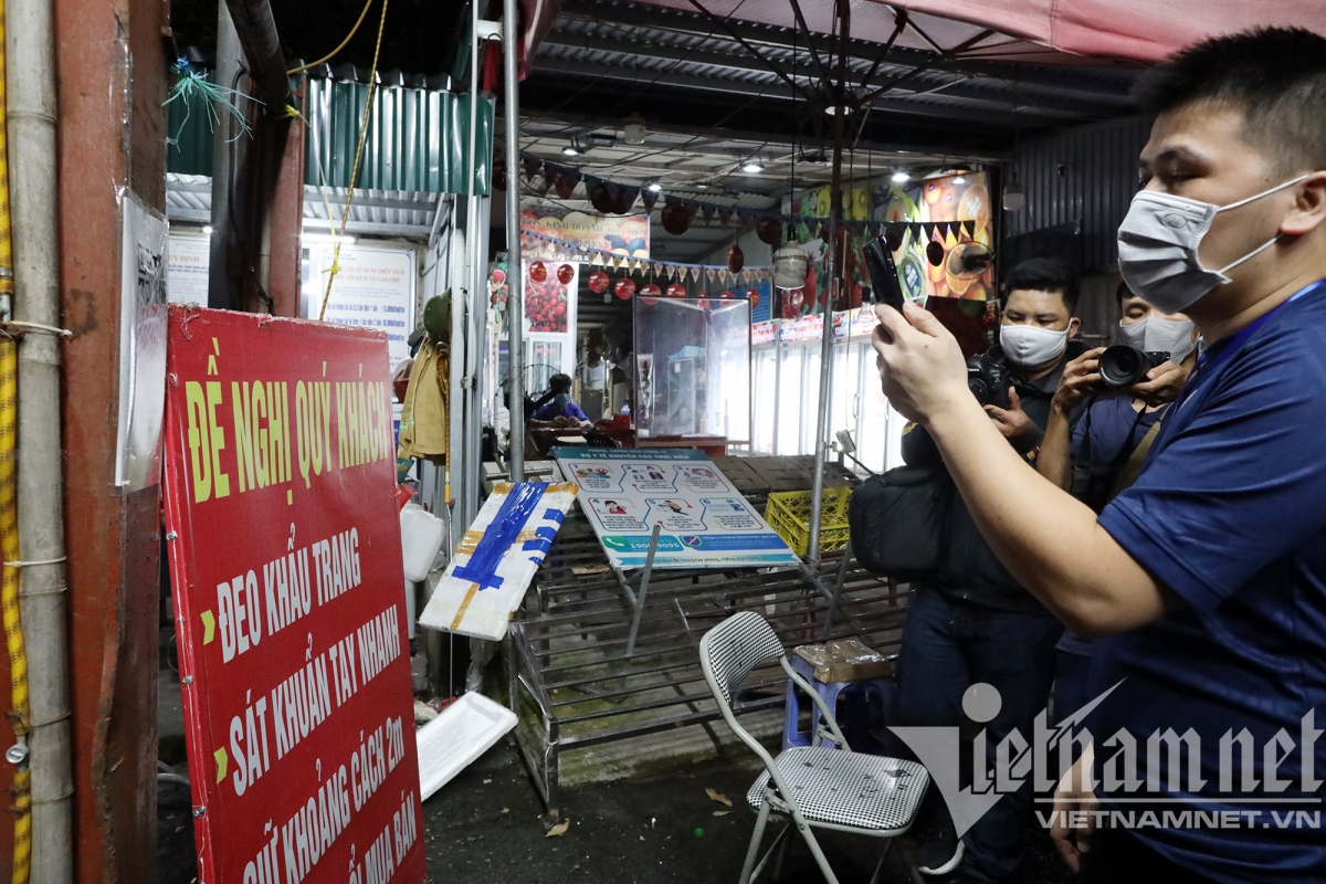 largest wholesale market in hanoi reopens after two-month closure picture 5