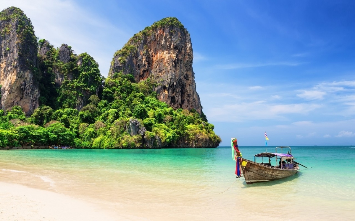 Phuket - một điểm đến du lịch của Thái Lan. Ảnh: Telegraph.