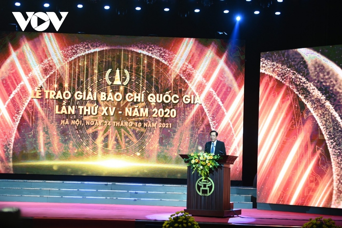vov wins five prizes at 15th national press awards picture 4 vov wins five prizes at 15th national press awards picture 4