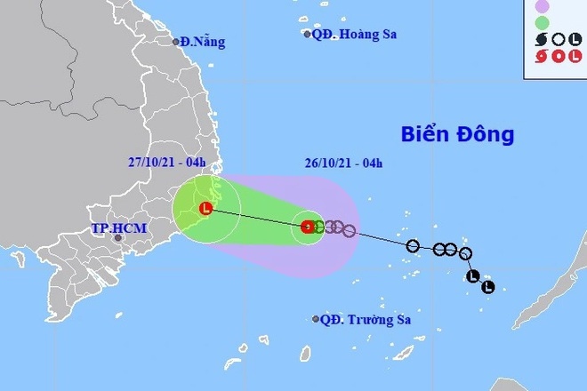 A tropical depression is forecast to strike south-central coast of Vietnam on October 27.