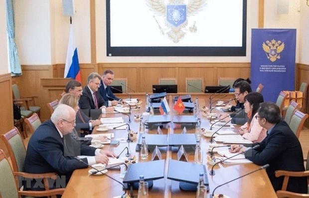 vietnam, russia eye stronger ties in education, training picture 1