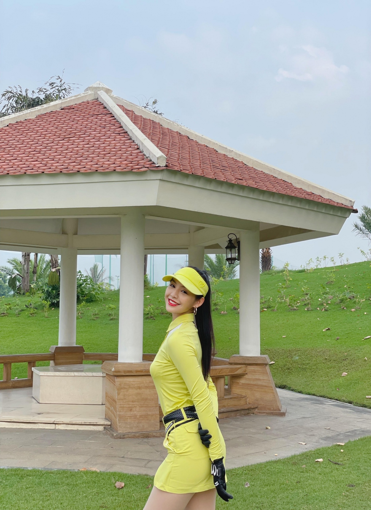 le thanh tu va dan my nhan do bo san golf sau dich covid-19 hinh anh 3