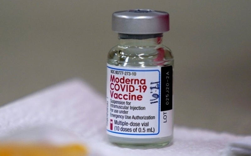 Vaccine Covid-19 của hãng Moderna. Ảnh: Reuters.