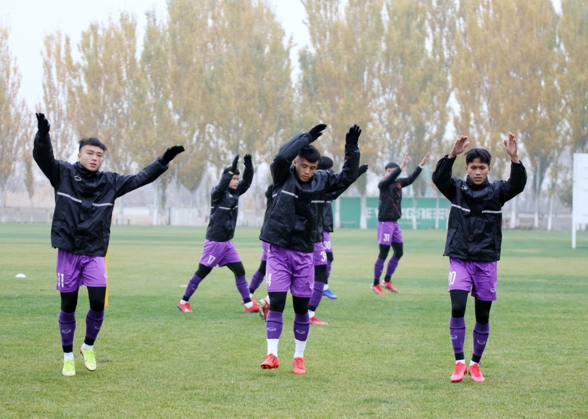 vietnamese u23s train hard ahead of afc u23 asian cup qualifiers picture 2 vietnamese u23s train hard ahead of afc u23 asian cup qualifiers picture 2