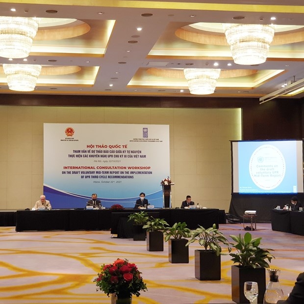 vietnam shows excellent progress in ensuring socio-economic rights foreign officials picture 1