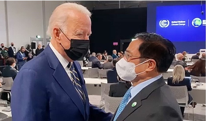 PM Chinh meets US President, other leaders at COP26