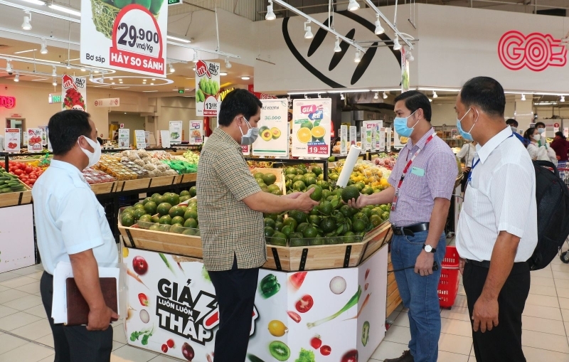 Cần Thơ tăng cường kiểm tra, đảm bảo phòng dịch tại chợ, siêu thị, trung tâm thương mại