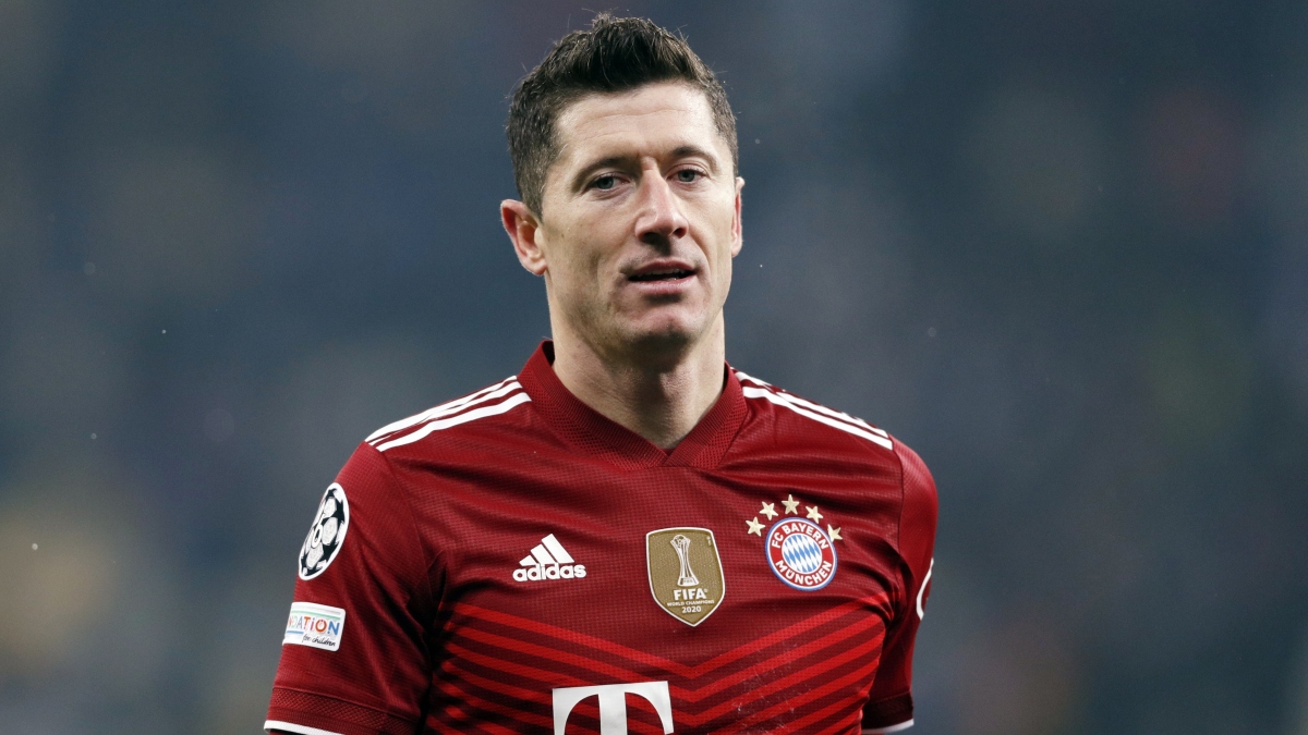 lewandowski lap ky luc kho tin o champions league hinh anh 1