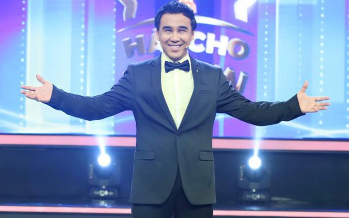 Chuyện showbiz: Quyền Linh lên tiếng trước thông tin mắc Covid-19, phải dùng máy thở