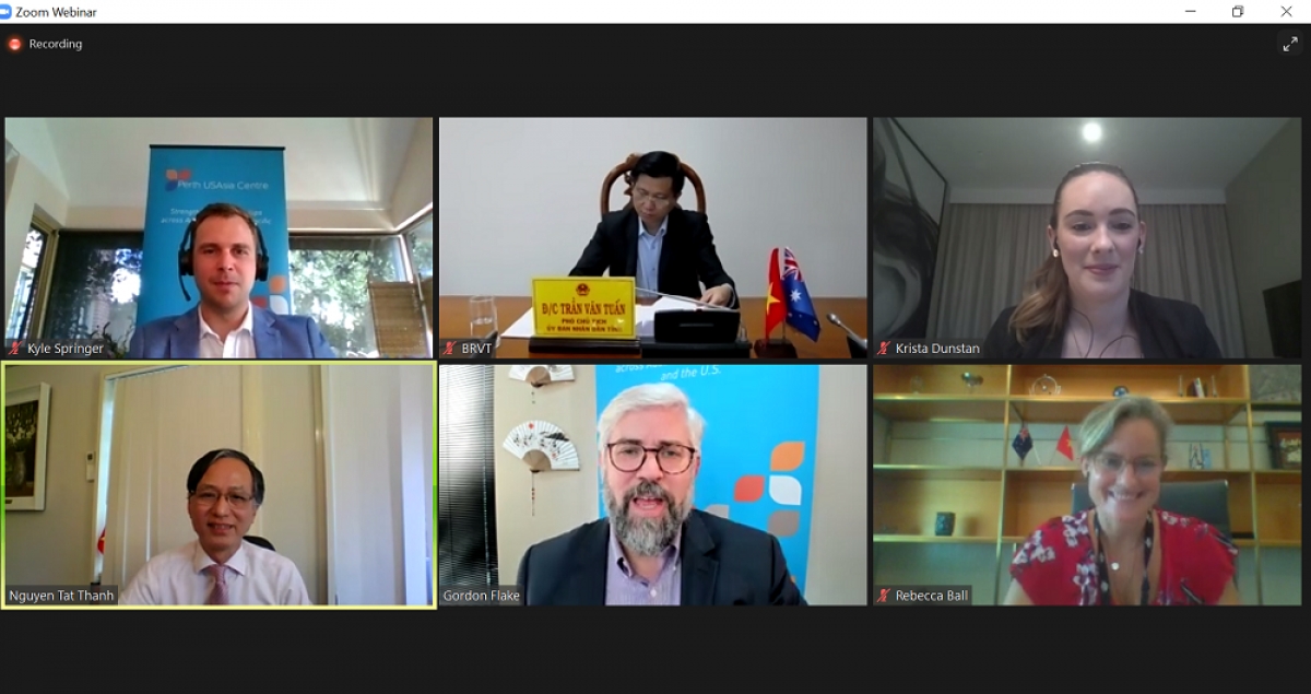 Experts share their viewpoints at the online event