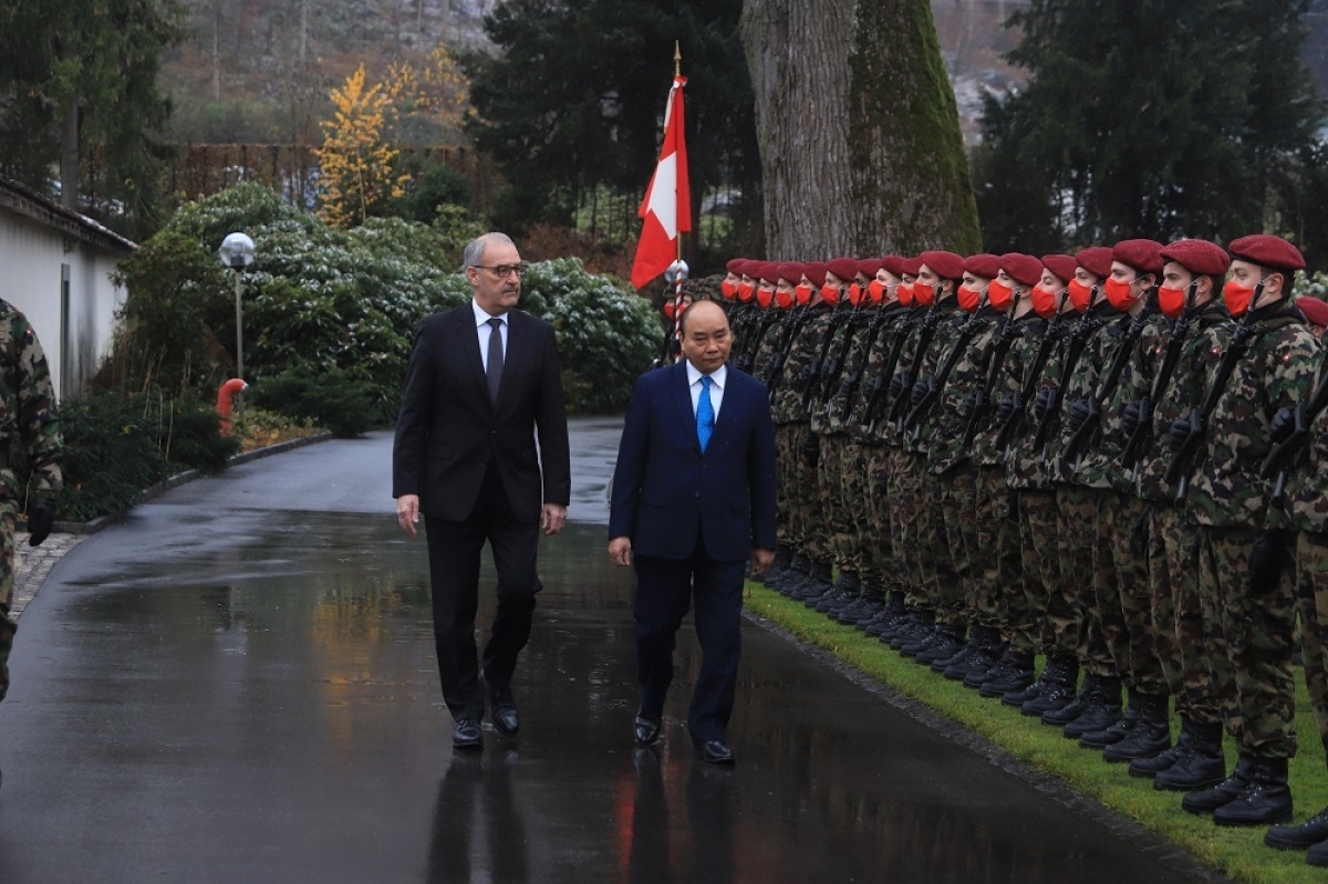 swiss president hosts welcome ceremony for vietnamese state leader picture 3