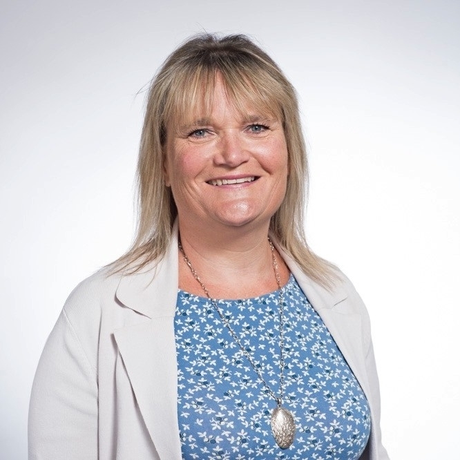 Bà Jo Lambert, Giám đốc điều hành Stroke Foundation, kêu gọi người dân New Zealand tiêm vaccine Covid-19 để ngăn ngừa đột quỵ. Ảnh Stroke Foundation.