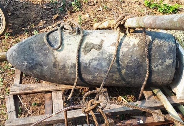 heavy rains unearth huge bombs in quang tri picture 1