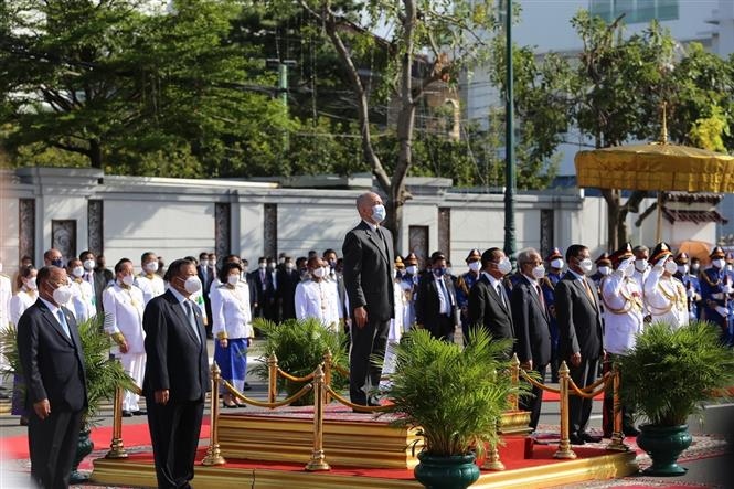 vietnam congratulates cambodia on 68th independence day picture 1