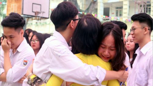 Ngày nhà giáo đến rồi, đừng vì khoảng cách, đừng vì dịch mà ngại ngần kết nối với thầy cô.