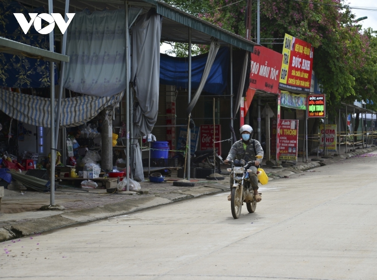 The authorities of Dien Bien guide localities to set up isolation areas amid the recent increase in the number of F0 and F1 cases.