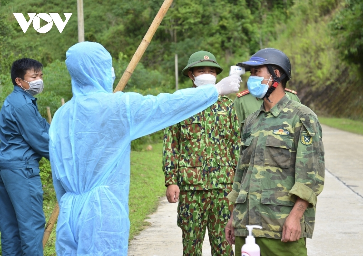 Checkpoints are set up across the two border communes Na Tong and Muong Nha in an effort to control people going in and out.