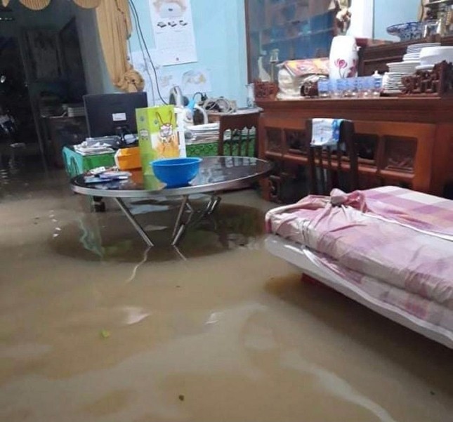 central provinces hit by flooding and landslides picture 7