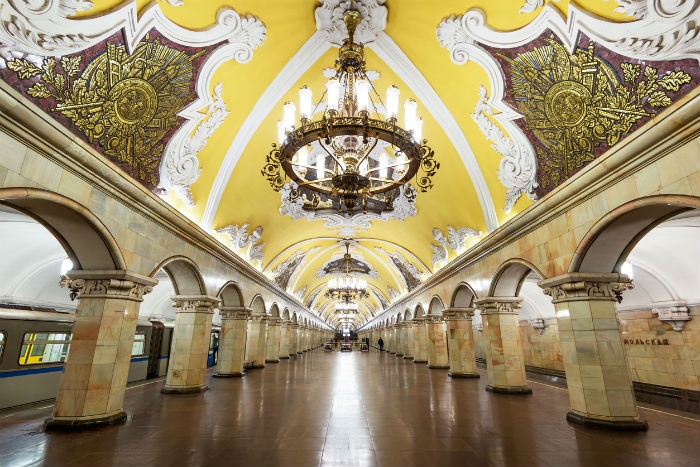 komsomolskaya station moscow russia