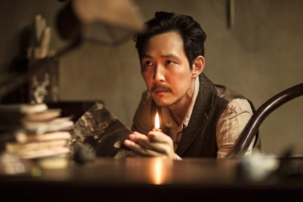 truoc squid game , lee jung jae, park hae soo,... ghi dau voi loat phim an khach hinh anh 1