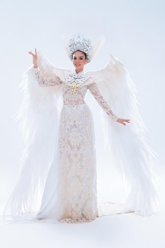 vn contestant unveils national costume at miss tourism international 2021 picture 4