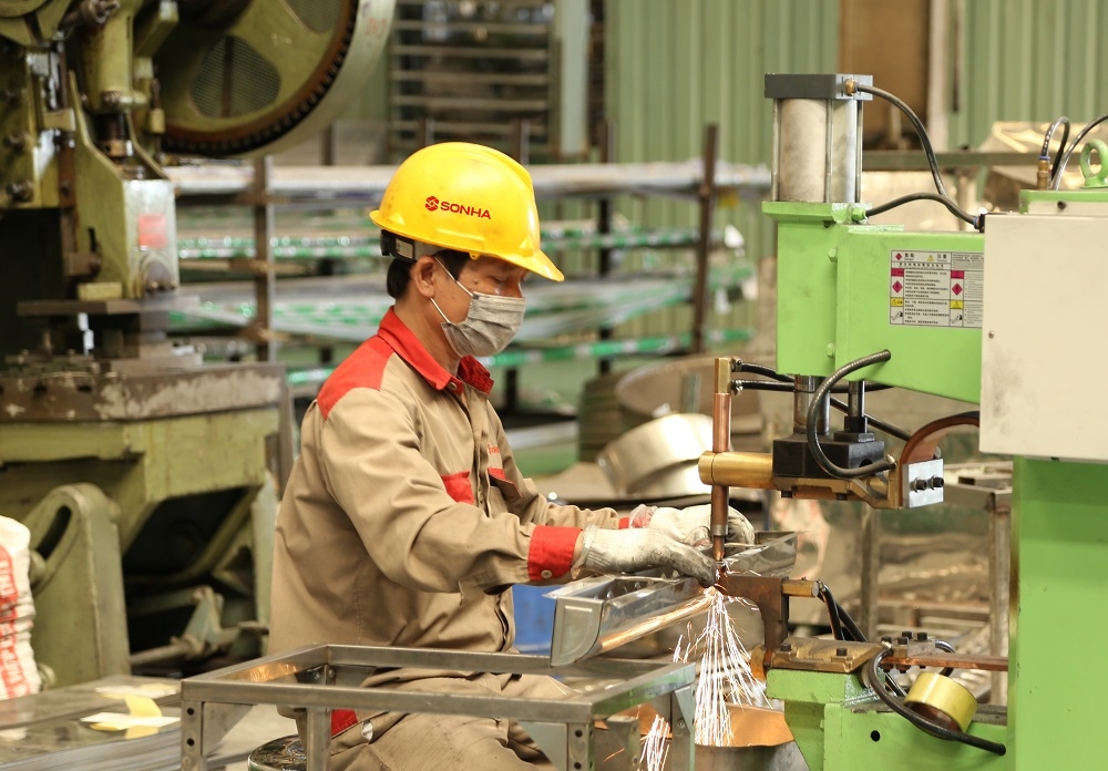 Doanh nghiệp tái cấu trúc để tồn tại và trụ vững