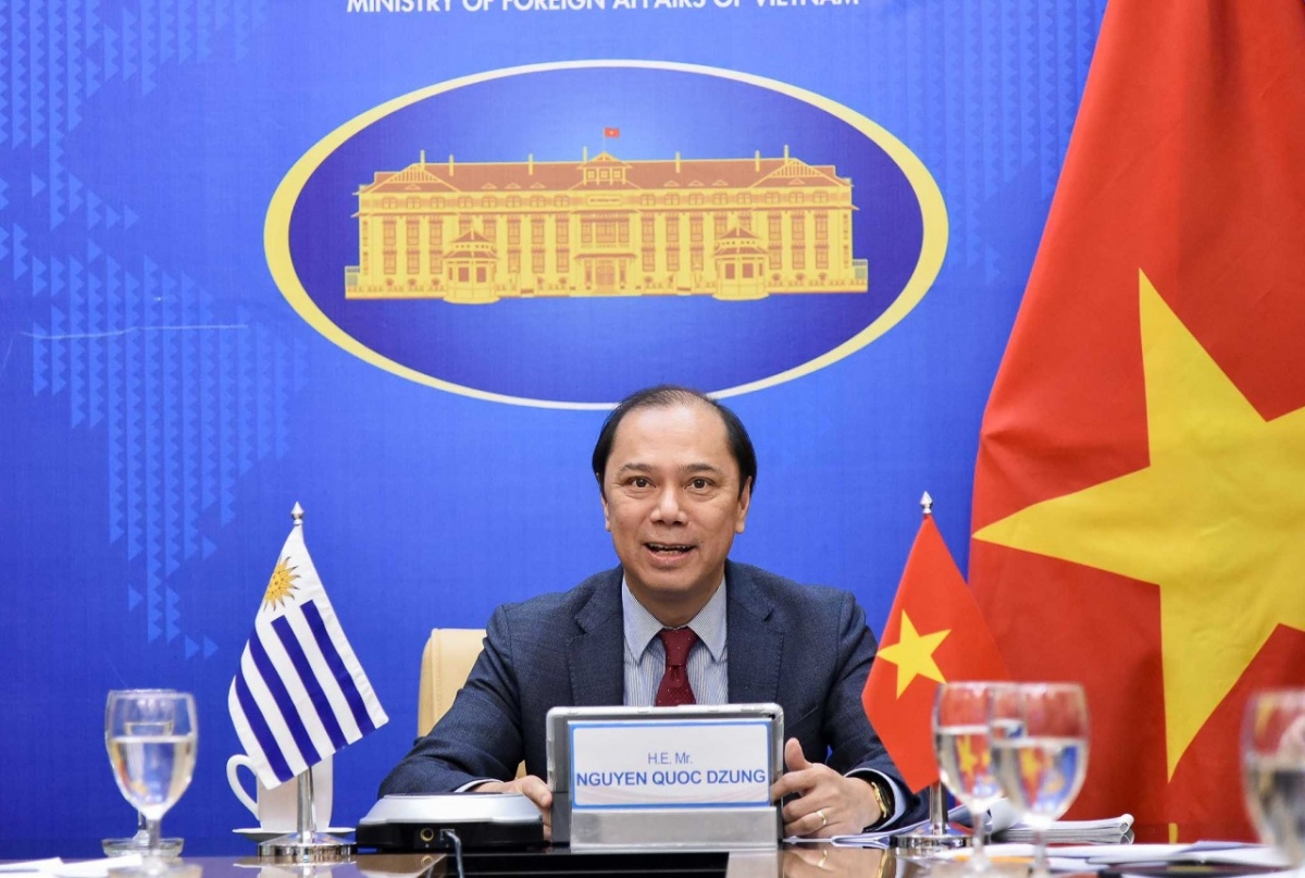 vietnam, uruguay hold political consultation picture 1