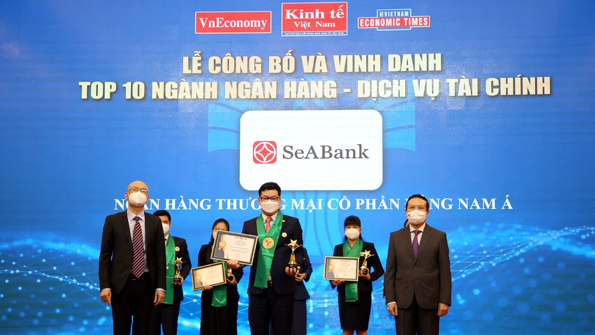 SeABank tiếp tục được vinh danh bằng những danh hiệu uy tín