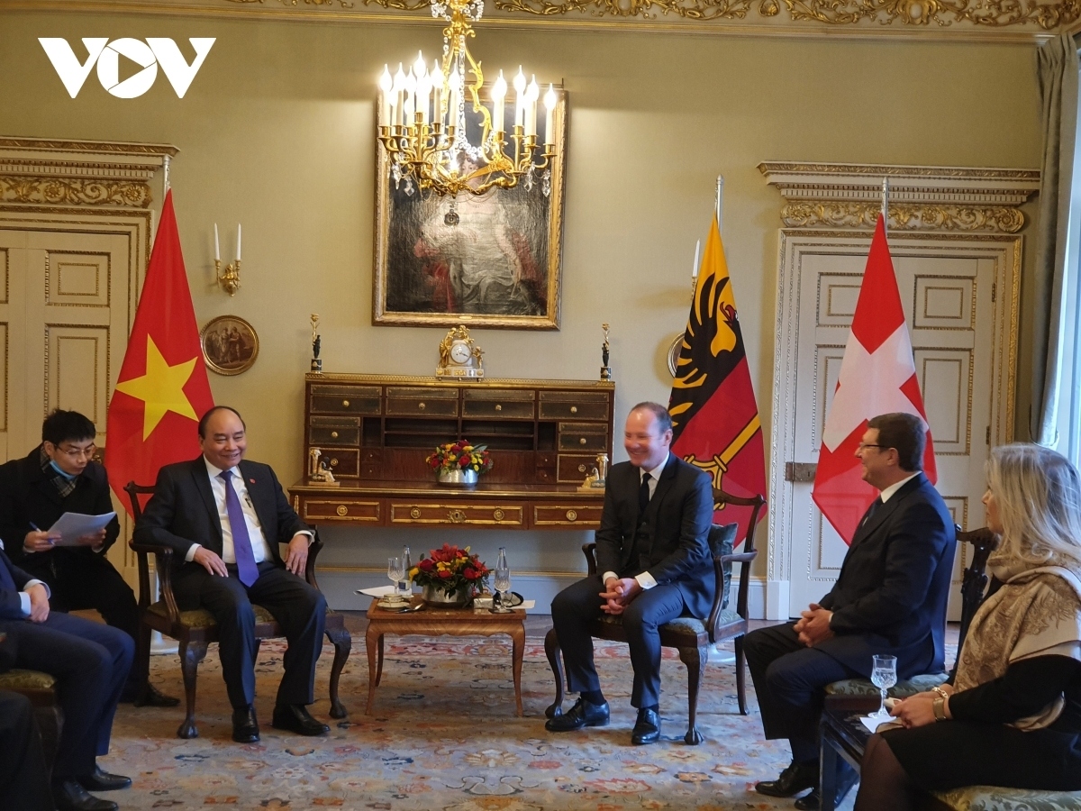 overview of state president phuc s visit to switzerland picture 6