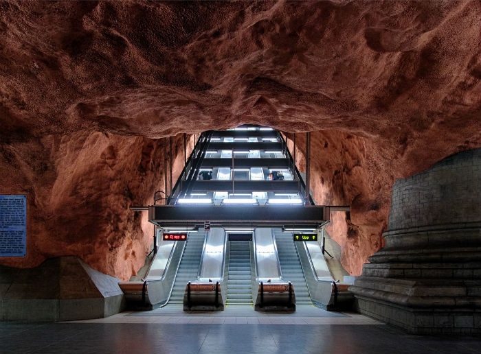 radhuset station stockholm sweden
