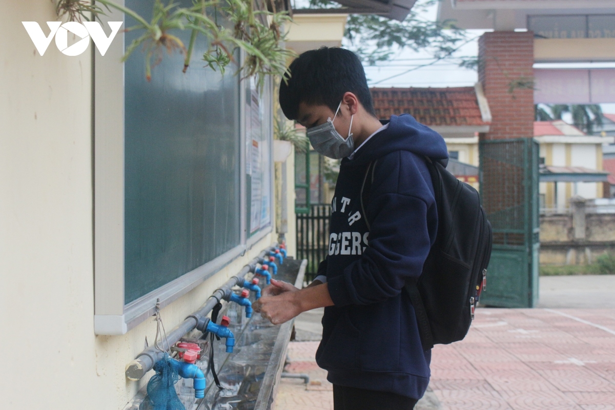 hanoi schools reopen to ninth graders across 17 suburban districts picture 7