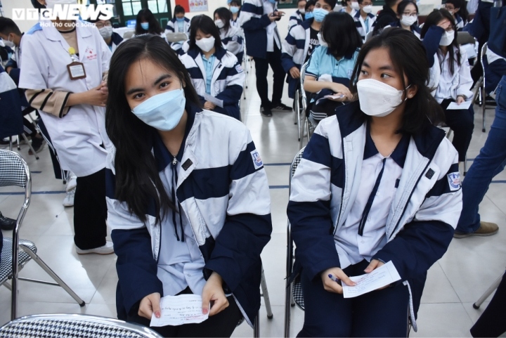 vietnam rolls out vaccination campaign for teenagers nationwide picture 4 vietnam rolls out vaccination campaign for teenagers nationwide picture 4