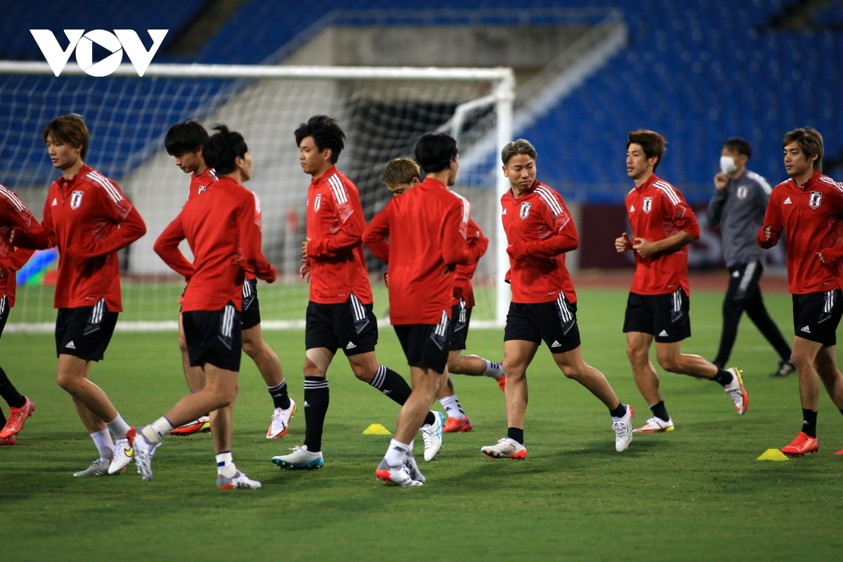 japanese stars warm up in hanoi for world cup qualifier against vietnam picture 2 japanese stars warm up in hanoi for world cup qualifier against vietnam picture 2