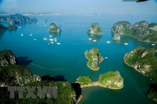 better environment protection in ha long bay urged for sustainable tourism picture 1