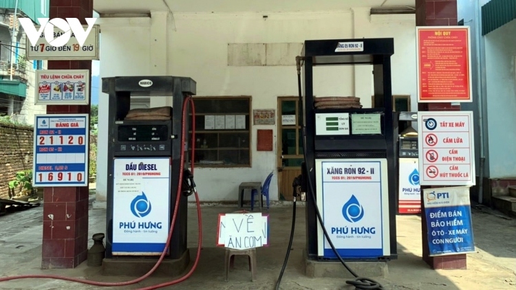 petrol prices increase sharply as oil prices remain unchanged picture 1