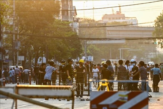 Protesters in Yangon, Myanmar, on March 10, 2021 (Photo: AFP/VNA)