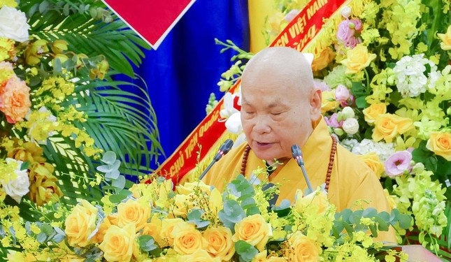 Hòa thượng Thích Thiện Nhơn đọc Diễn văn khai mạc Đại lễ Kỷ niệm 40 năm thành lập GHPGVN tại điểm cầu Trụ sở Ủy ban Trung ương MTTQVN - Hà Nội.
